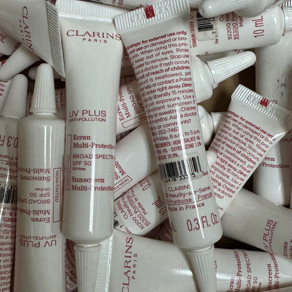 WHOLESALE CLARINS UV PLUS ANTI-POLLUTION SUNSCREEN MULTI-PROTECTION NON-TINTED 0.3 OZ - 100 PIECE LOT